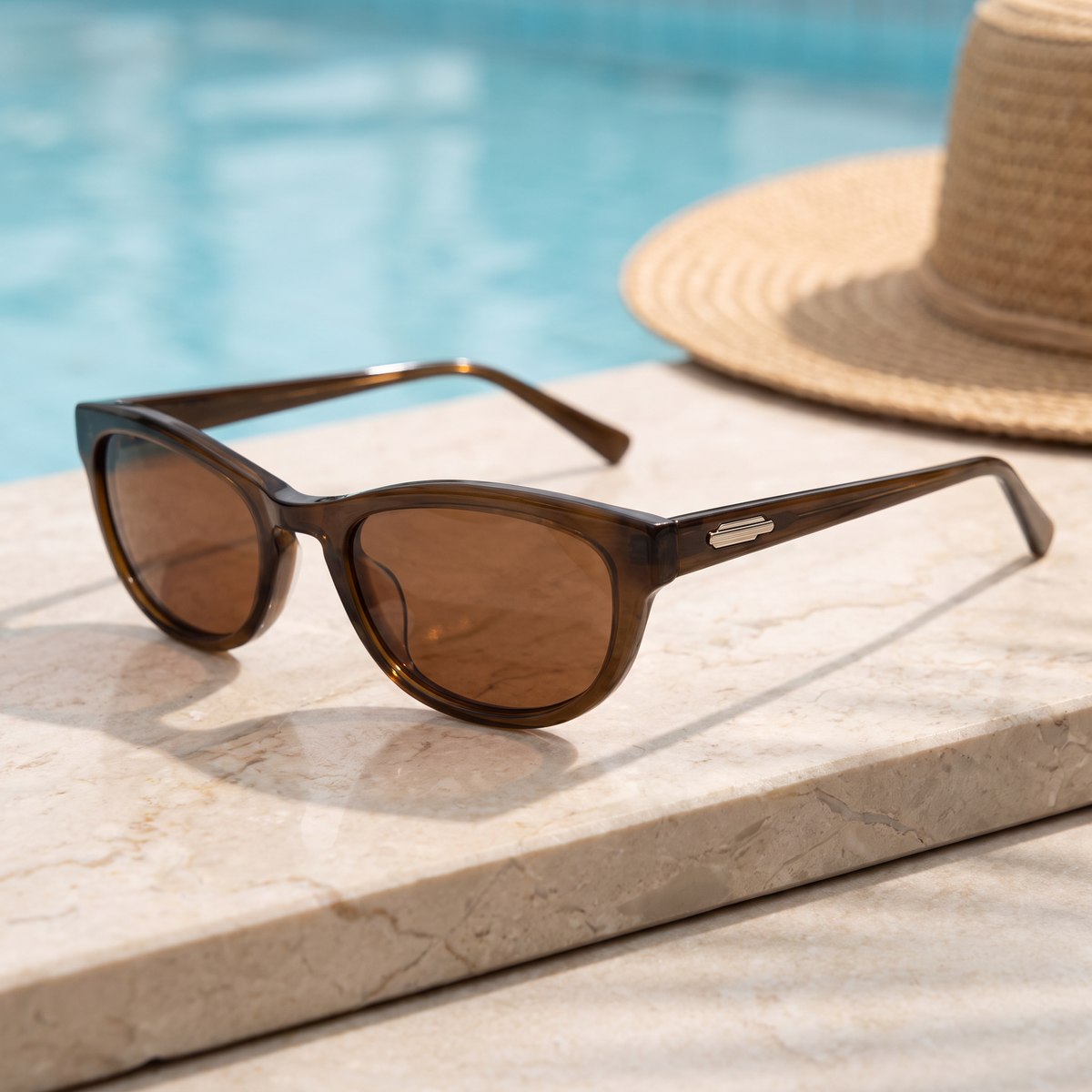 Lightweight construction provides lasting all-day comfort. Powered by premium 1.61...