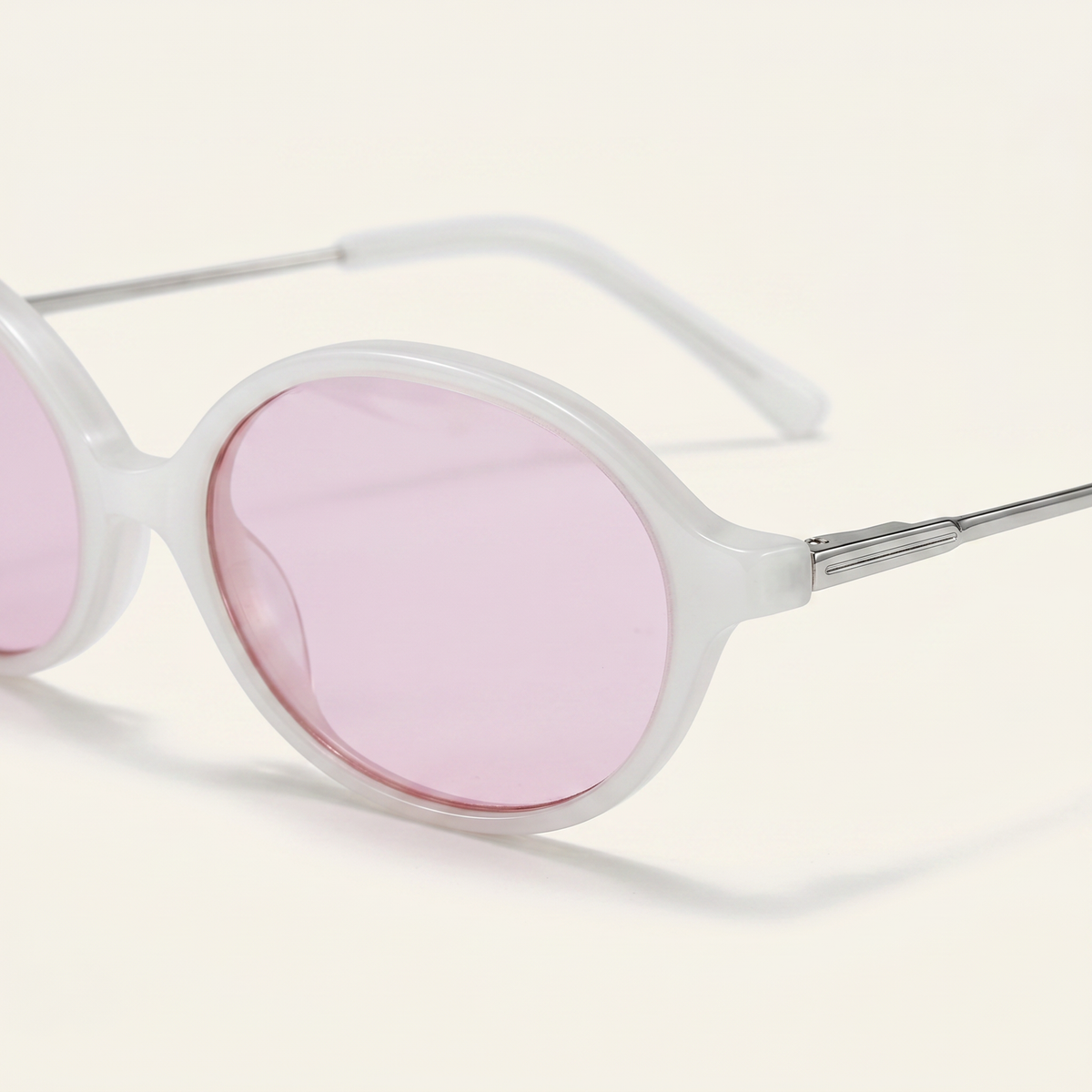 Featuring a classic square silhouette in lotus root pink acetate,...